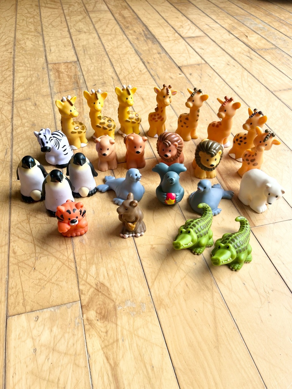 Little People Fisher-Price Animal Figure Lot 22 Zoo Safari Arctic Animals